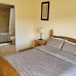 Duquesa 2 Bed With Sea And Golf Views And 5 Pools