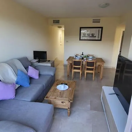 Duquesa 2 Bed With Sea And Golf Views And 5 Pools *
