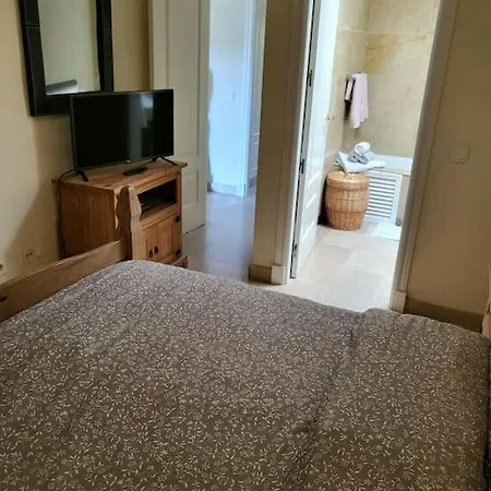 Apartment Duquesa 2 Bed With Sea And Golf Views And 5 Pools