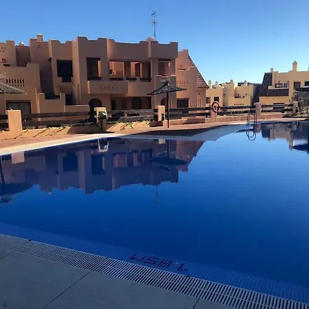 Duquesa 2 Bed With Sea And Golf Views And 5 Pools 아파트 *