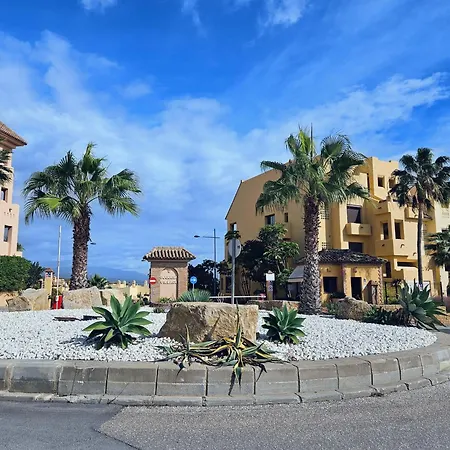 Duquesa 2 Bed With Sea And Golf Views And 5 Pools Apartment *